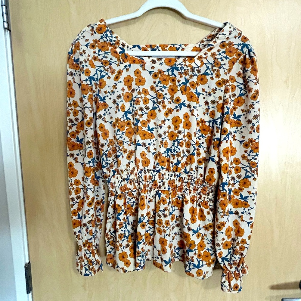 Like It Like That Floral Flared Hem Long Sleeve Top Women's Medium - Picture 9 of 14